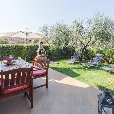 Hundefreundliches Nur 700 Meter Zum Mit Grill, Waschmaschine بوريتش