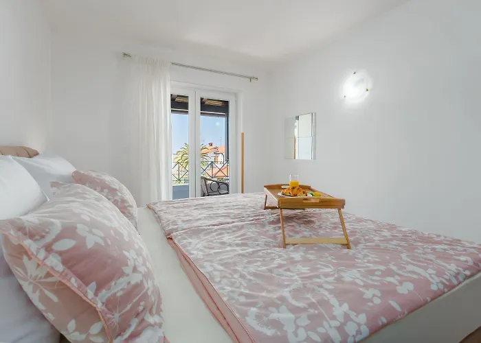 Hundefreundliches Nur 700 Meter Zum Mit Grill, Waschmaschine