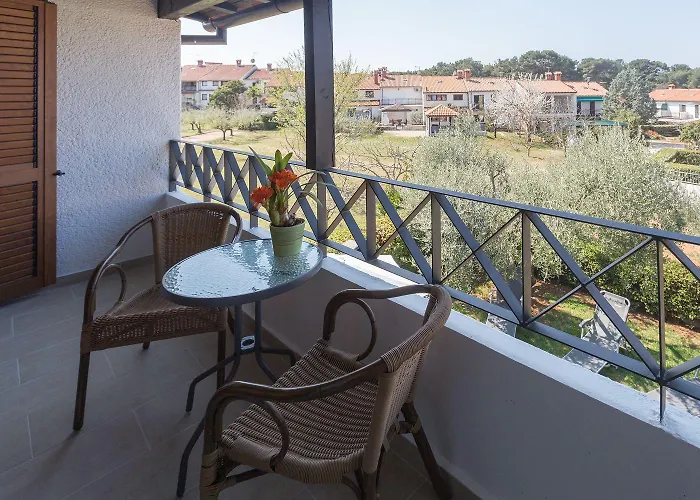 Hundefreundliches Nur 700 Meter Zum Mit Grill, Waschmaschine Hébergement de vacances Poreč